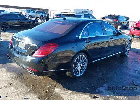 2015 Mercedes-Benz S 550 z USA, uszkodzony, nr VIN WDDUG8CB4FA156446